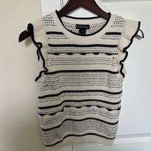 Design365 Cream & Black Striped Ruffle Sleeve Knit Tank